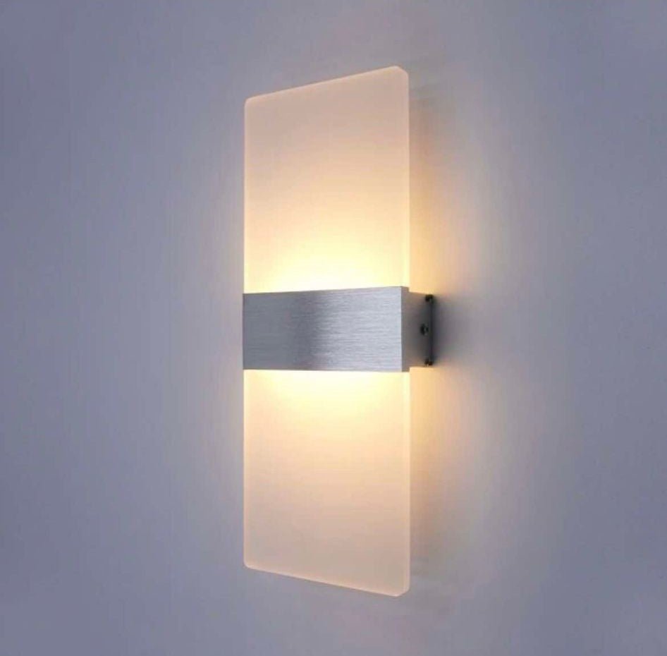 Applique _Murale _LED _en_ Aluminium et_ Acrylique_silver - Z - Déco
